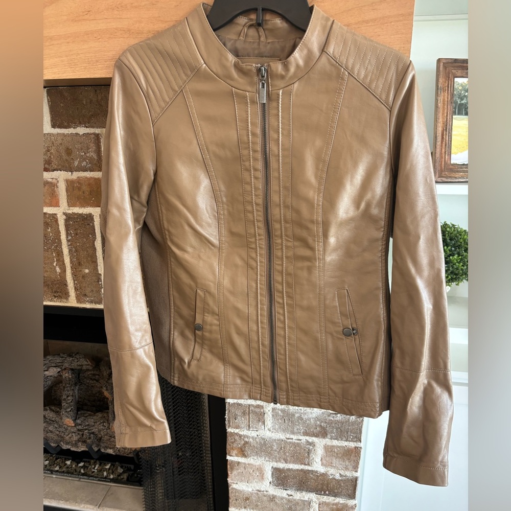Women’s Brown Leather Jacket - Size M